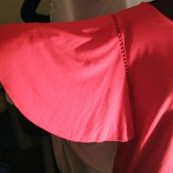 Flutter sleeve top XL - Picture 2 of 4